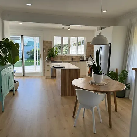 Luxury Magnolia Bungalow Hastings Exterior photo